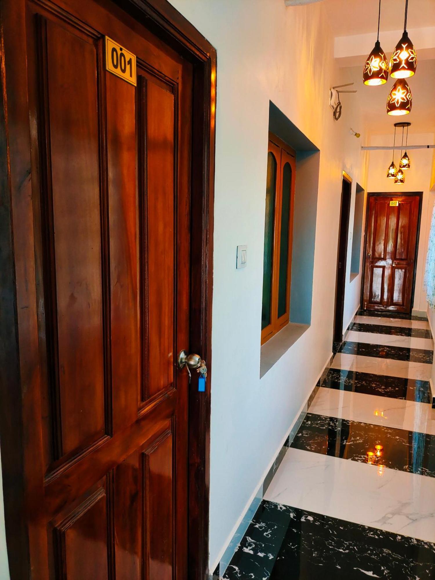 De Lumaa Beachside Stay ปอนดิเชอรี ภายนอก รูปภาพ